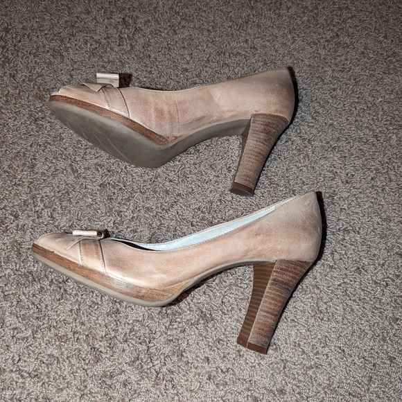 Bow Decor Heels - Picture 5 of 5